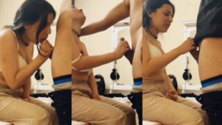 Hot Mumbai babe sucks her BF’s dick in desi sex MMS